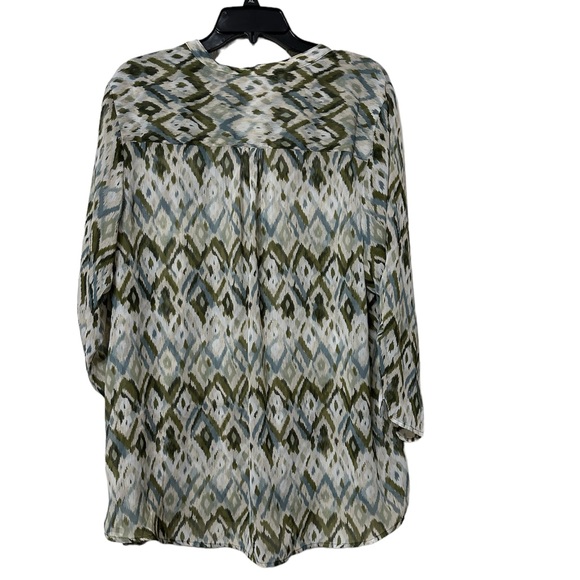 Woman’s Top Like New Size 2X - Picture 2 of 3